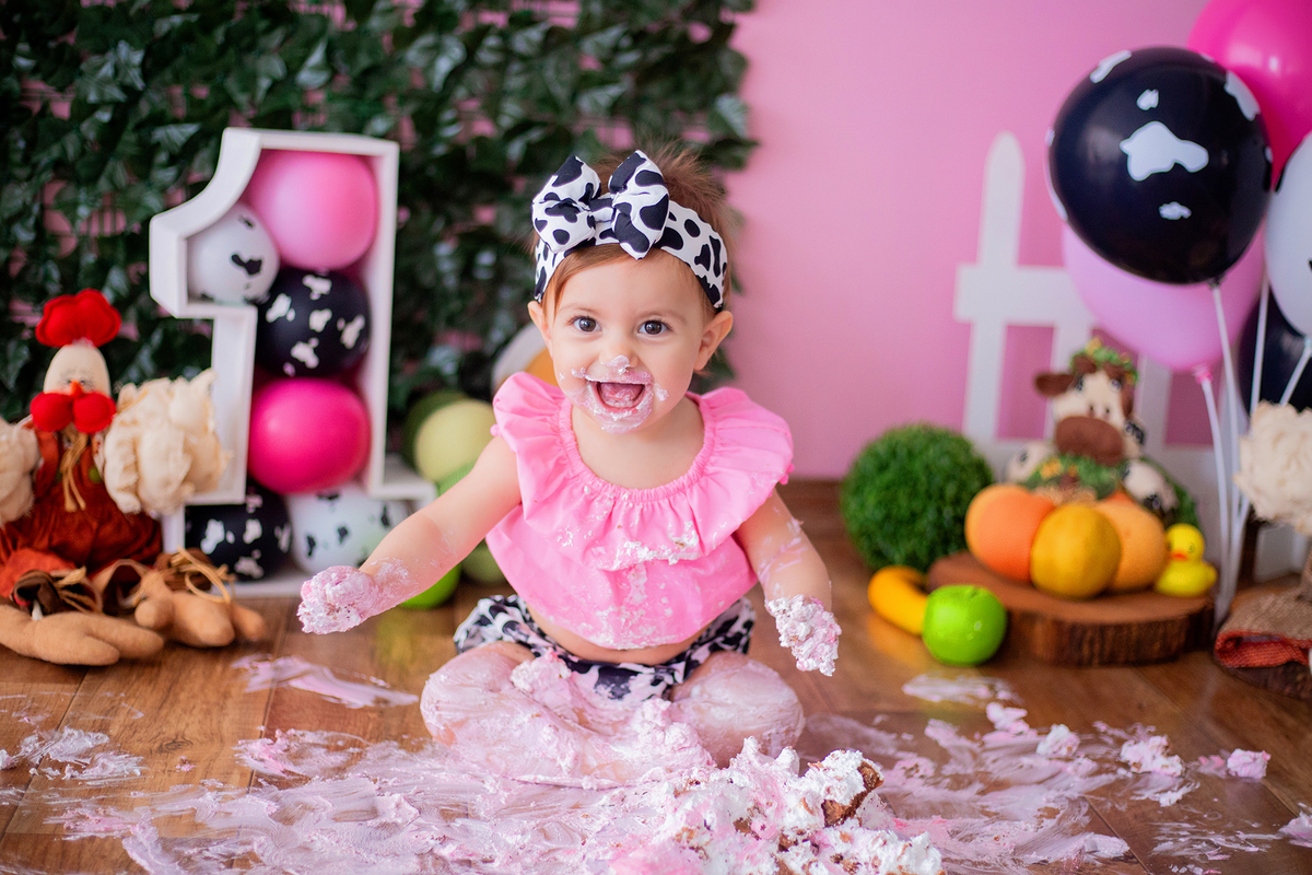 acompanhamento mensal de bebe caxias do sul figurino cenario tematico  personagem foto infantil serra gaucha fotografia familia mundo azul rosa ensaio fotografico crianca newborn baby menino menina smash the cake esmague o bolo banheira urso circo