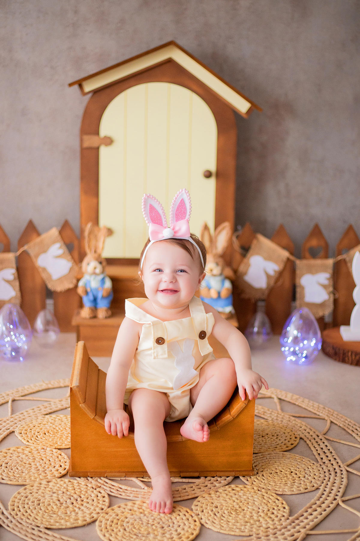acompanhamento mensal de bebe caxias do sul figurino cenario tematico  personagem foto infantil serra gaucha fotografia familia mundo azul rosa ensaio fotografico crianca newborn baby menino menina smash the cake esmague o bolo banheira urso circo