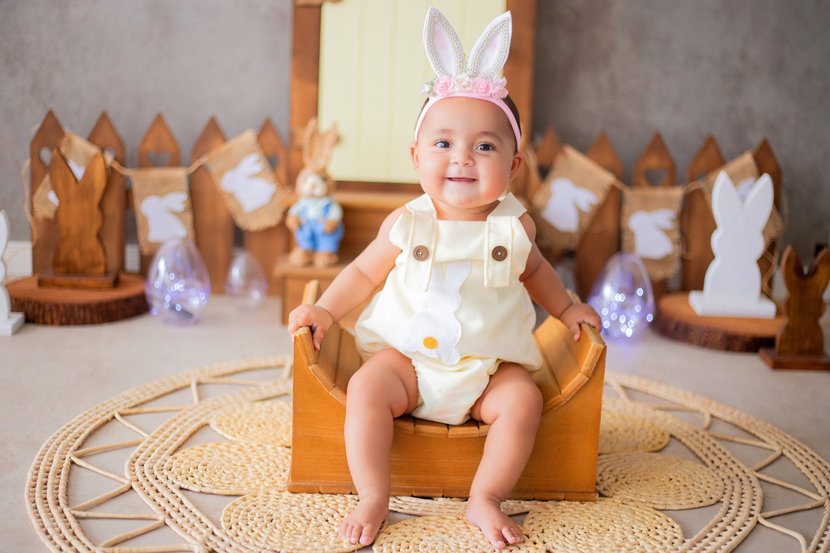 acompanhamento mensal de bebe caxias do sul figurino cenario tematico  personagem foto infantil serra gaucha fotografia familia mundo azul rosa ensaio fotografico crianca newborn baby menino menina smash the cake esmague o bolo banheira urso circo