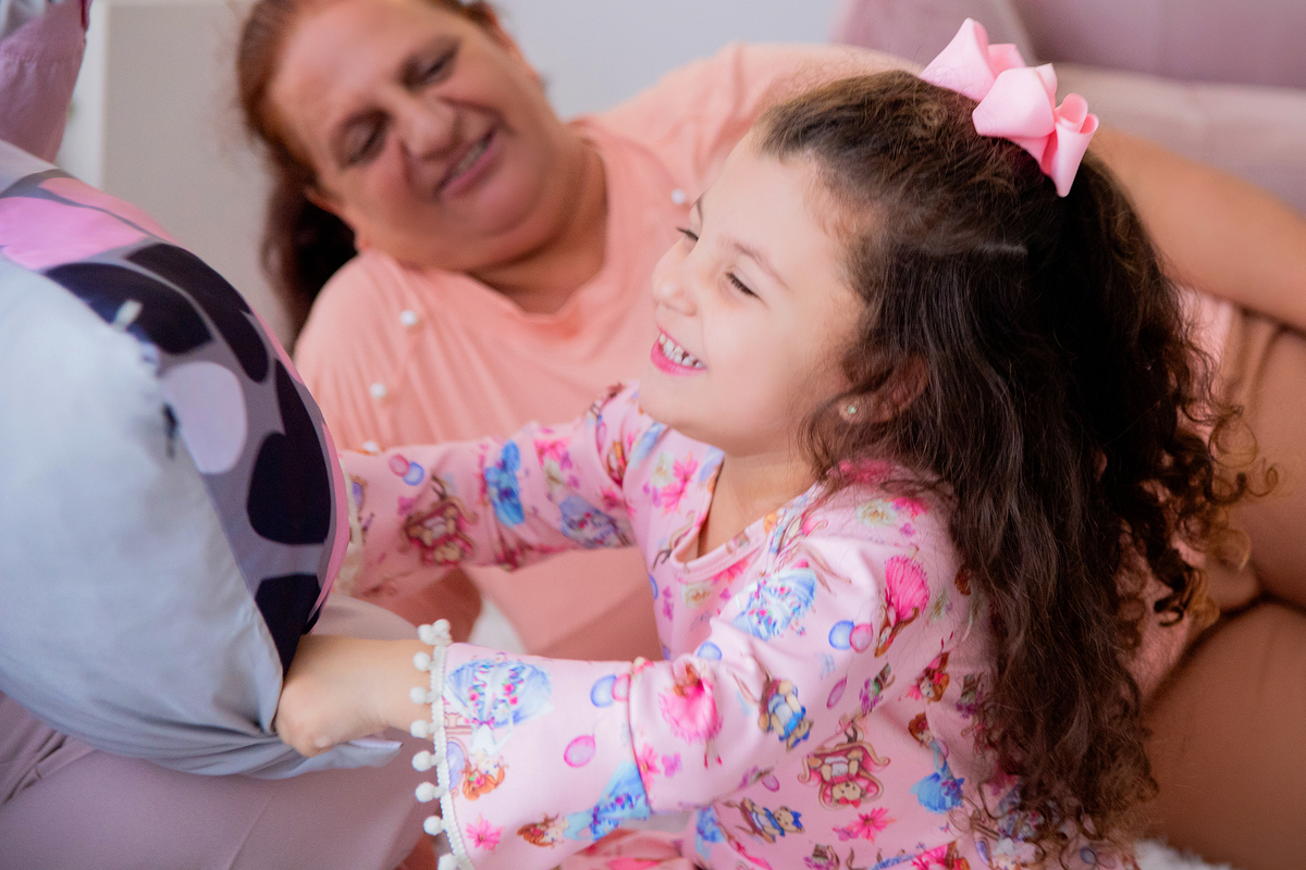 acompanhamento mensal de bebe caxias do sul figurino cenario tematico  personagem foto infantil serra gaucha fotografia familia mundo azul rosa ensaio fotografico crianca newborn baby menino menina smash the cake esmague o bolo banheira urso circo
