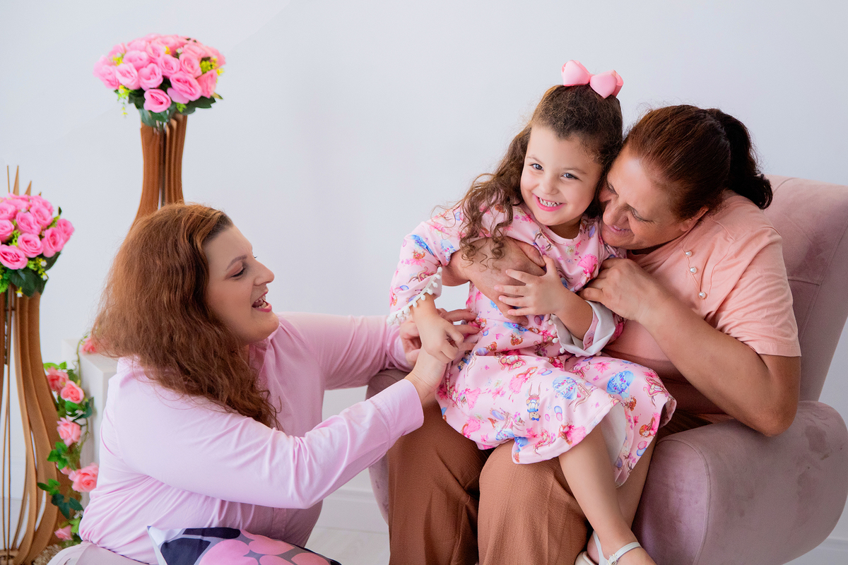 acompanhamento mensal de bebe caxias do sul figurino cenario tematico  personagem foto infantil serra gaucha fotografia familia mundo azul rosa ensaio fotografico crianca newborn baby menino menina smash the cake esmague o bolo banheira urso circo