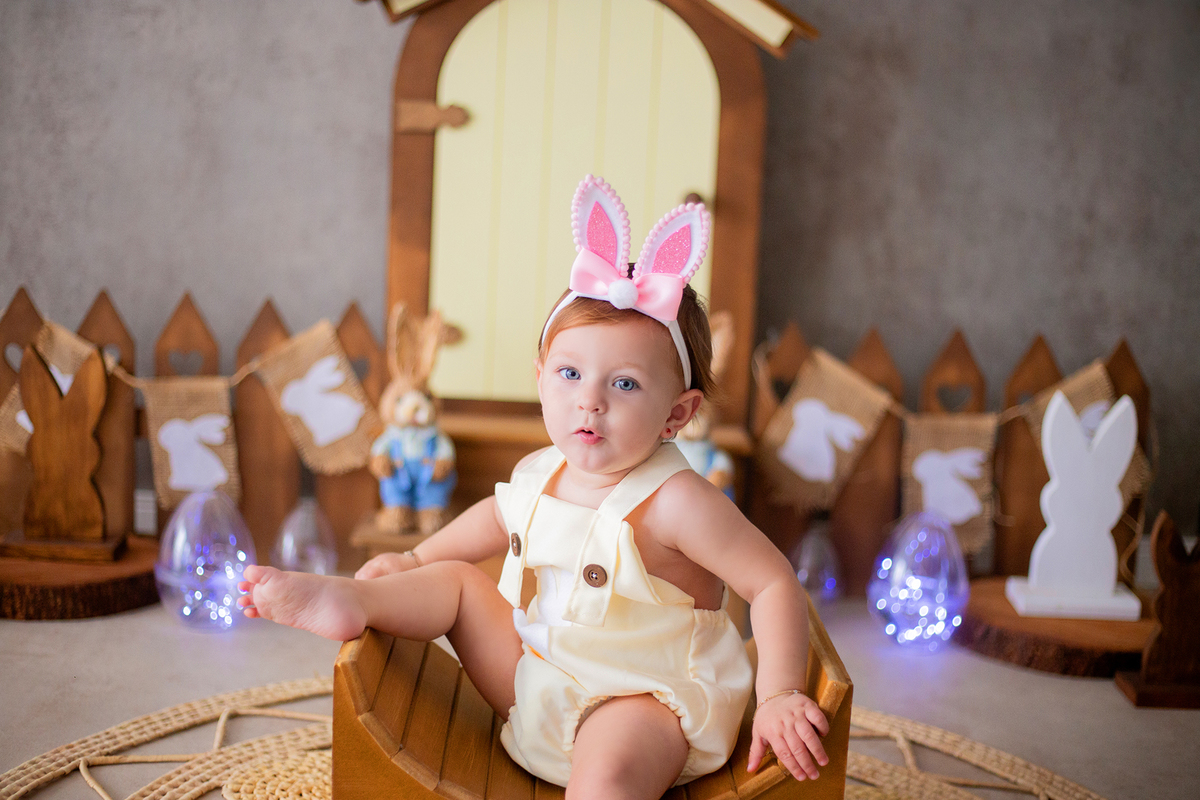 acompanhamento mensal de bebe caxias do sul figurino cenario tematico  personagem foto infantil serra gaucha fotografia familia mundo azul rosa ensaio fotografico crianca newborn baby menino menina smash the cake esmague o bolo banheira urso circo
