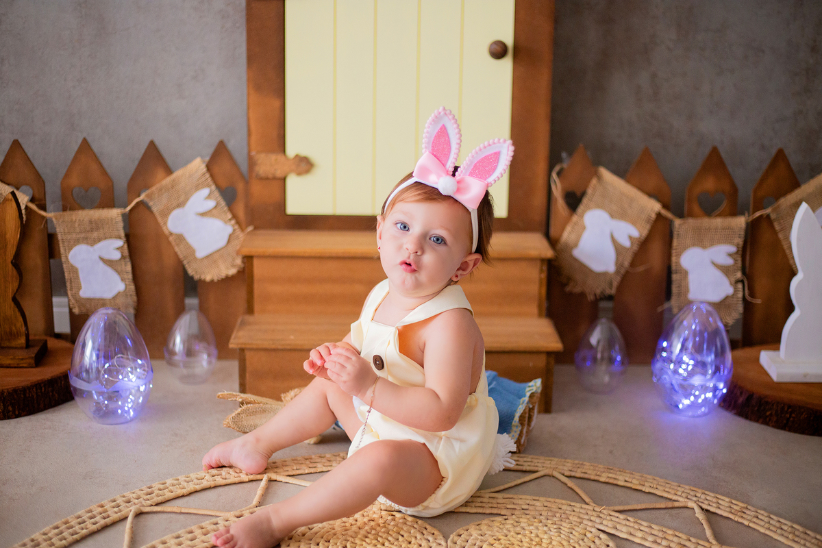 acompanhamento mensal de bebe caxias do sul figurino cenario tematico  personagem foto infantil serra gaucha fotografia familia mundo azul rosa ensaio fotografico crianca newborn baby menino menina smash the cake esmague o bolo banheira urso circo