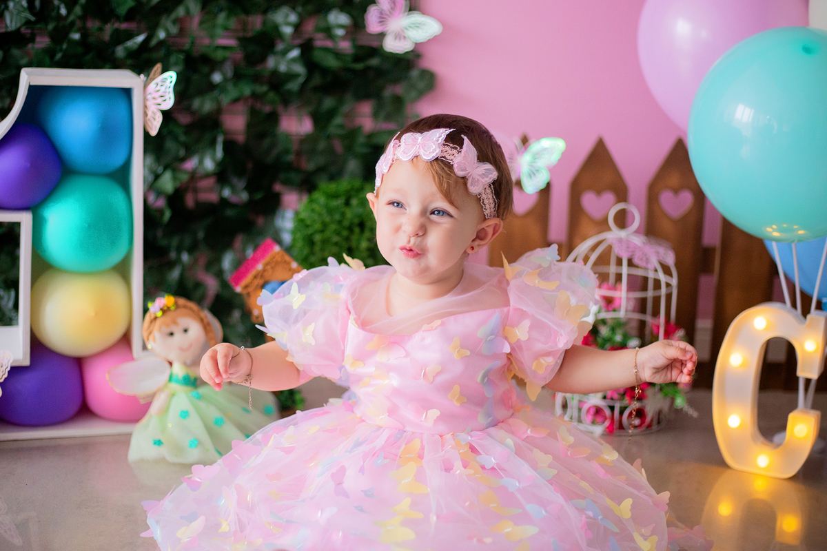 acompanhamento mensal de bebe caxias do sul figurino cenario tematico  personagem foto infantil serra gaucha fotografia familia mundo azul rosa ensaio fotografico crianca newborn baby menino menina smash the cake esmague o bolo banheira urso circo