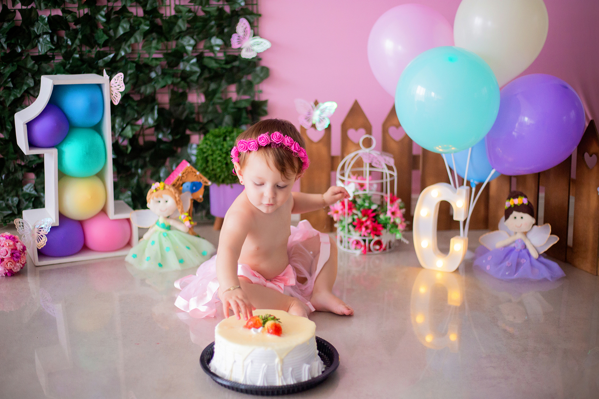 acompanhamento mensal de bebe caxias do sul figurino cenario tematico  personagem foto infantil serra gaucha fotografia familia mundo azul rosa ensaio fotografico crianca newborn baby menino menina smash the cake esmague o bolo banheira urso circo