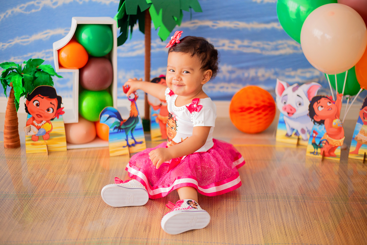 acompanhamento mensal de bebe caxias do sul figurino cenario tematico  personagem foto infantil serra gaucha fotografia familia mundo azul rosa ensaio fotografico crianca newborn baby menino menina smash the cake esmague o bolo banheira urso circo