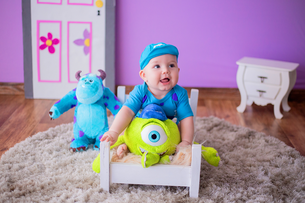 acompanhamento mensal de bebe caxias do sul figurino cenario tematico  personagem foto infantil serra gaucha fotografia familia mundo azul rosa ensaio fotografico crianca newborn baby menino menina smash the cake esmague o bolo banheira urso circoacompanh