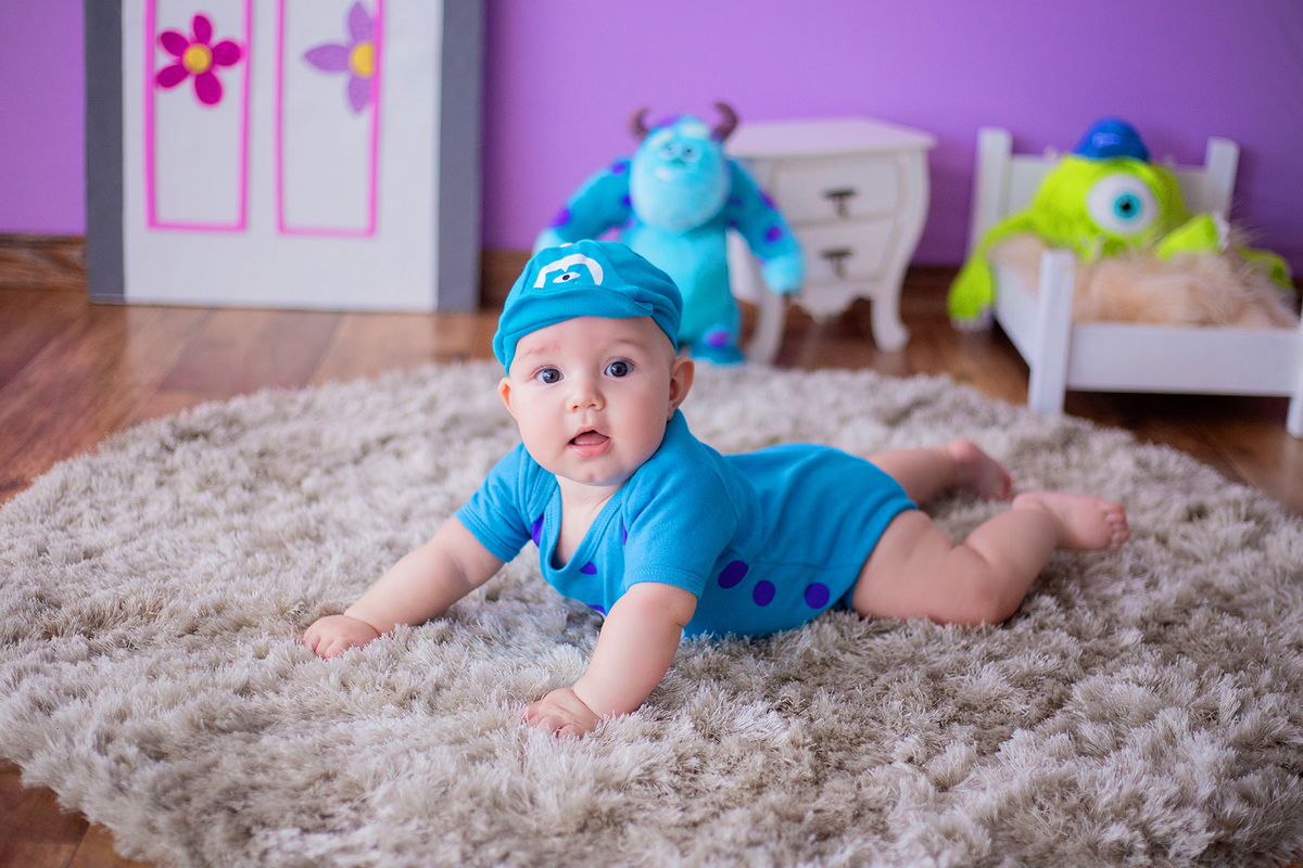 acompanhamento mensal de bebe caxias do sul figurino cenario tematico  personagem foto infantil serra gaucha fotografia familia mundo azul rosa ensaio fotografico crianca newborn baby menino menina smash the cake esmague o bolo banheira urso circoacompanh