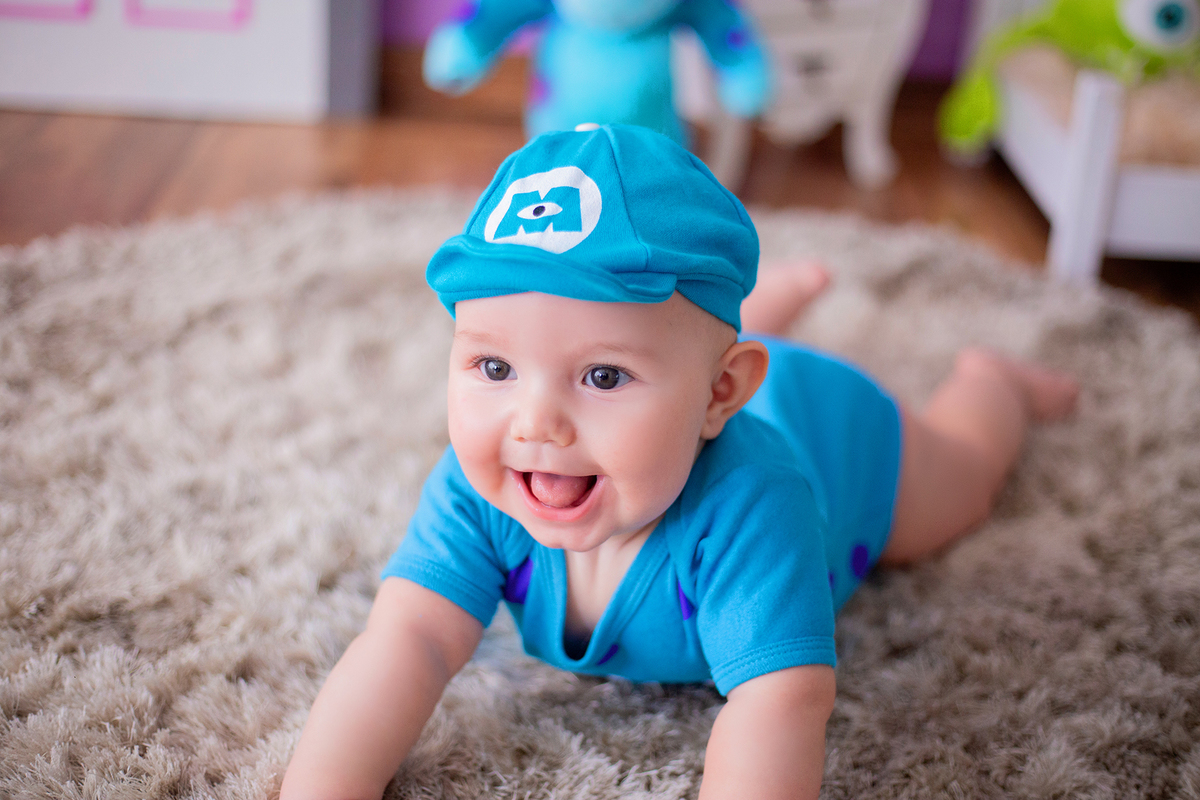 acompanhamento mensal de bebe caxias do sul figurino cenario tematico  personagem foto infantil serra gaucha fotografia familia mundo azul rosa ensaio fotografico crianca newborn baby menino menina smash the cake esmague o bolo banheira urso circoacompanh