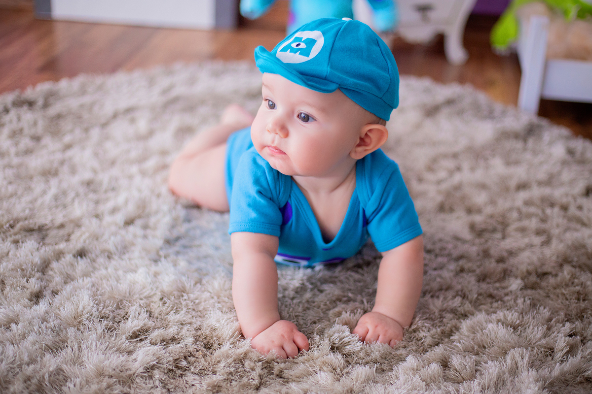 acompanhamento mensal de bebe caxias do sul figurino cenario tematico  personagem foto infantil serra gaucha fotografia familia mundo azul rosa ensaio fotografico crianca newborn baby menino menina smash the cake esmague o bolo banheira urso circoacompanh