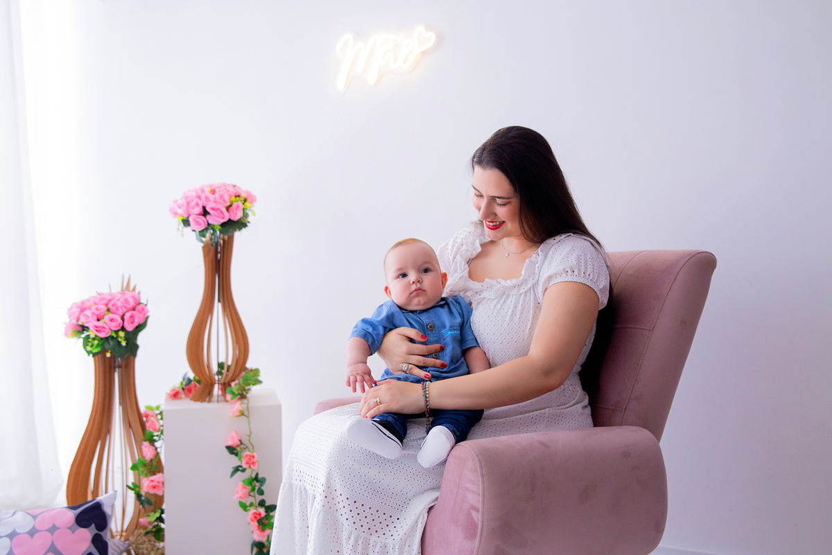 acompanhamento mensal de bebe caxias do sul figurino cenario tematico  personagem foto infantil serra gaucha fotografia familia mundo azul rosa ensaio fotografico crianca newborn baby menino menina smash the cake esmague o bolo banheira urso circoacompanh