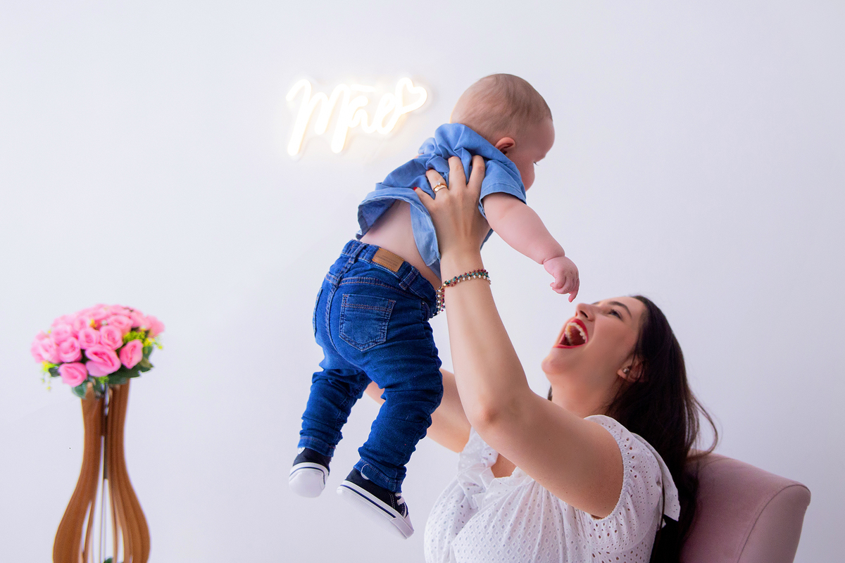 acompanhamento mensal de bebe caxias do sul figurino cenario tematico  personagem foto infantil serra gaucha fotografia familia mundo azul rosa ensaio fotografico crianca newborn baby menino menina smash the cake esmague o bolo banheira urso circoacompanh