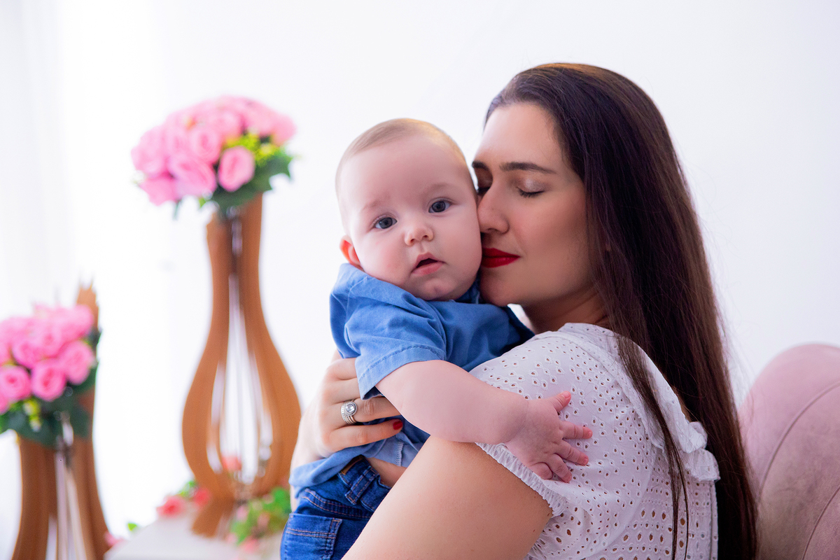 acompanhamento mensal de bebe caxias do sul figurino cenario tematico  personagem foto infantil serra gaucha fotografia familia mundo azul rosa ensaio fotografico crianca newborn baby menino menina smash the cake esmague o bolo banheira urso circoacompanh