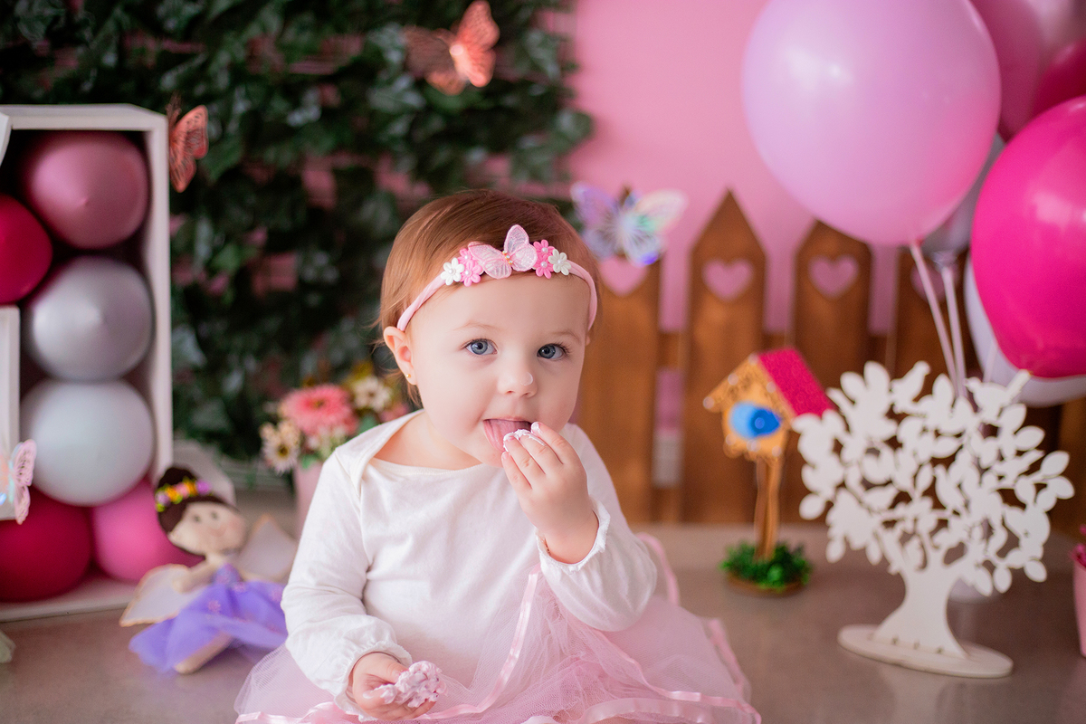 acompanhamento mensal de bebe caxias do sul figurino cenario tematico  personagem foto infantil serra gaucha fotografia familia mundo azul rosa ensaio fotografico crianca newborn baby menino menina smash the cake esmague o bolo banheira urso circoacompanh