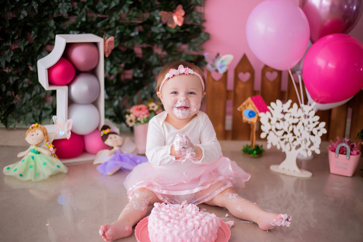 acompanhamento mensal de bebe caxias do sul figurino cenario tematico  personagem foto infantil serra gaucha fotografia familia mundo azul rosa ensaio fotografico crianca newborn baby menino menina smash the cake esmague o bolo banheira urso circoacompanh