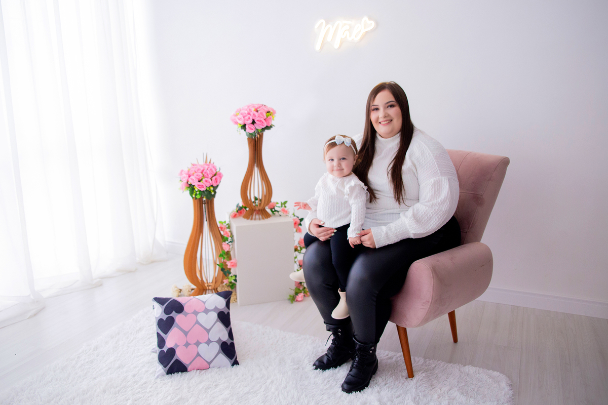acompanhamento mensal de bebe caxias do sul figurino cenario tematico  personagem foto infantil serra gaucha fotografia familia mundo azul rosa ensaio fotografico crianca newborn baby menino menina smash the cake esmague o bolo banheira urso circoacompanh