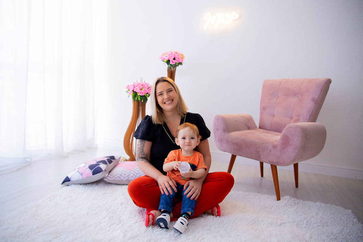 acompanhamento mensal de bebe caxias do sul figurino cenario tematico  personagem foto infantil serra gaucha fotografia familia mundo azul rosa ensaio fotografico crianca newborn baby menino menina smash the cake esmague o bolo banheira urso circoacompanh