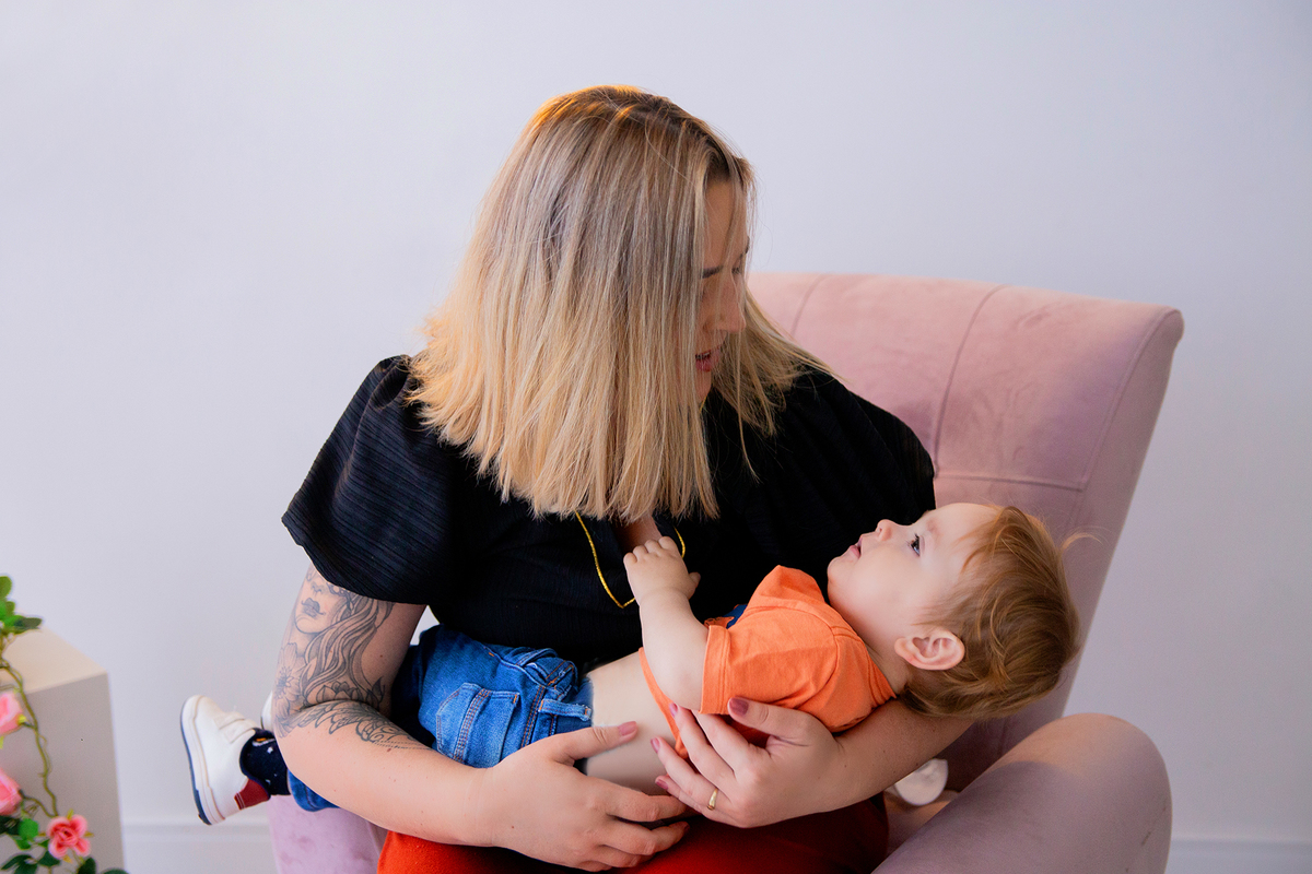 acompanhamento mensal de bebe caxias do sul figurino cenario tematico  personagem foto infantil serra gaucha fotografia familia mundo azul rosa ensaio fotografico crianca newborn baby menino menina smash the cake esmague o bolo banheira urso circoacompanh