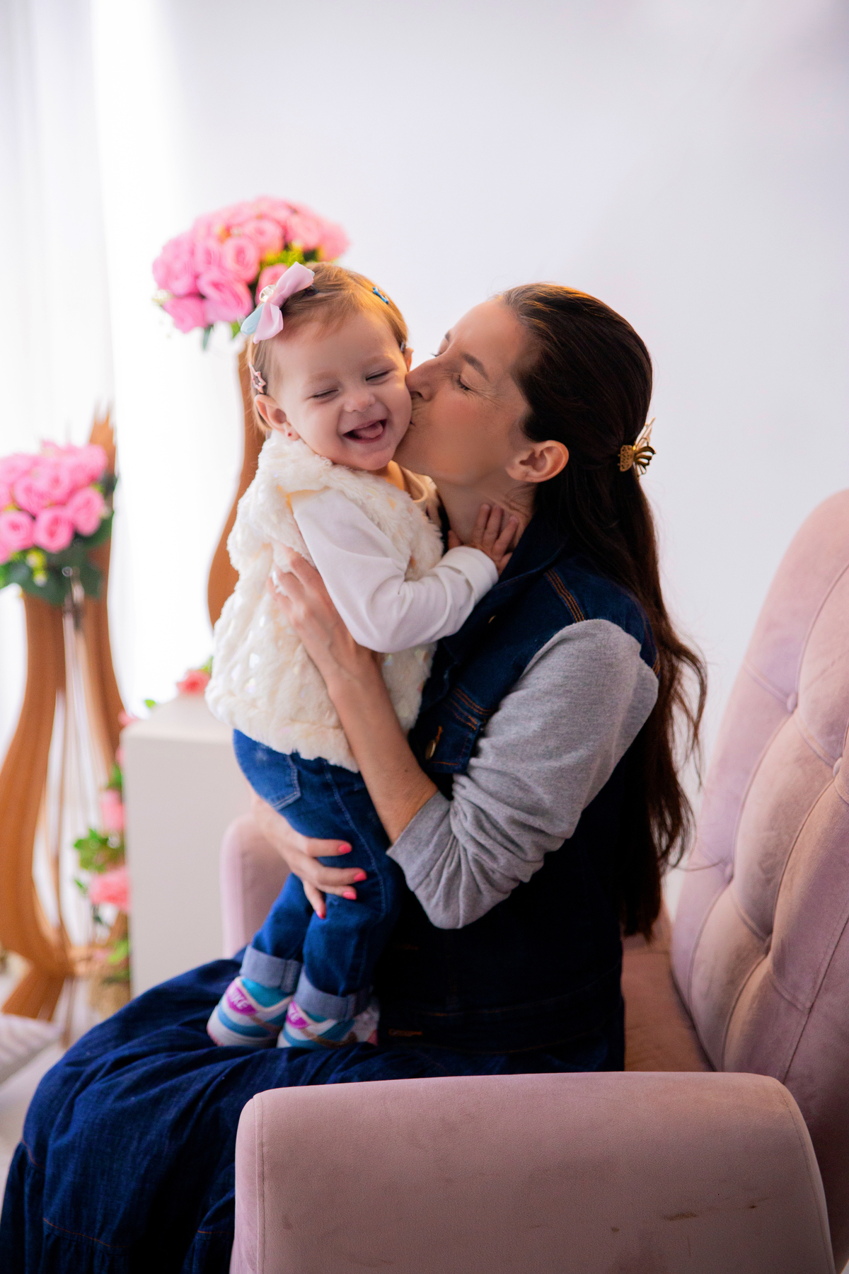 acompanhamento mensal de bebe caxias do sul figurino cenario tematico  personagem foto infantil serra gaucha fotografia familia mundo azul rosa ensaio fotografico crianca newborn baby menino menina smash the cake esmague o bolo banheira urso circoaco
