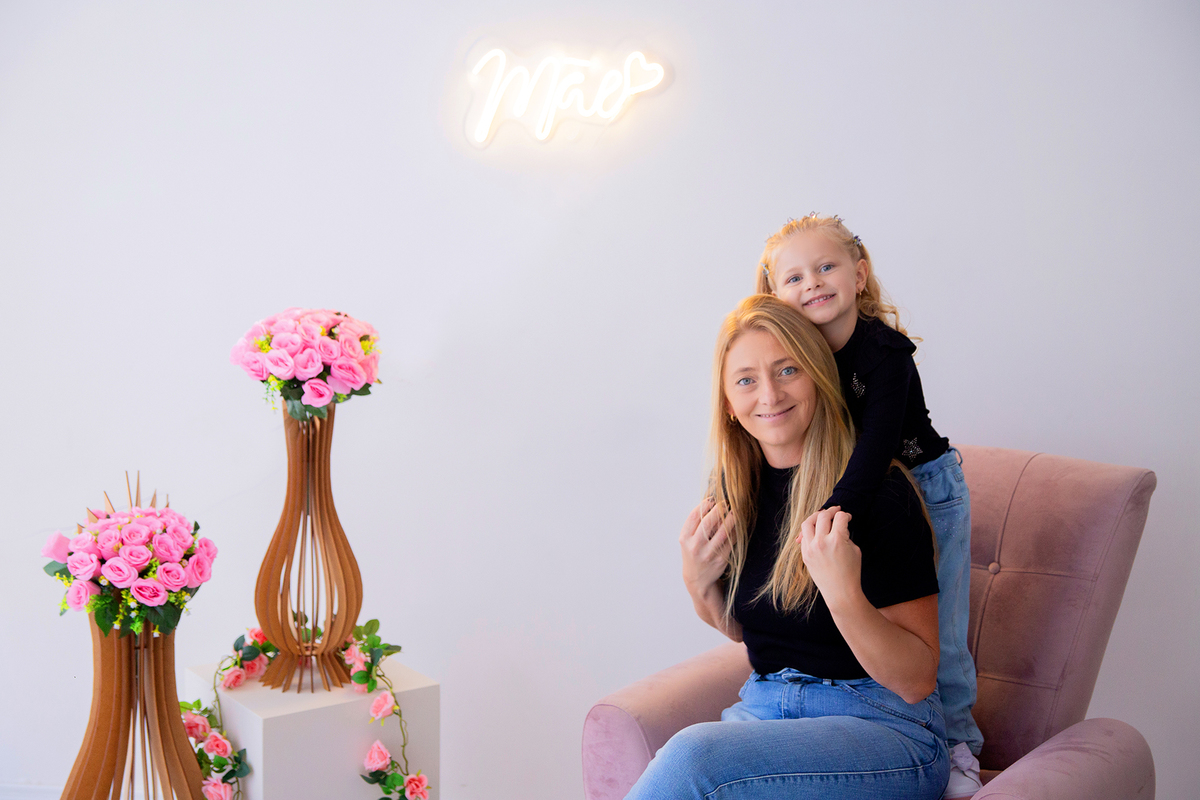 acompanhamento mensal de bebe caxias do sul figurino cenario tematico  personagem foto infantil serra gaucha fotografia familia mundo azul rosa ensaio fotografico crianca newborn baby menino menina smash the cake esmague o bolo banheira urso circoaco