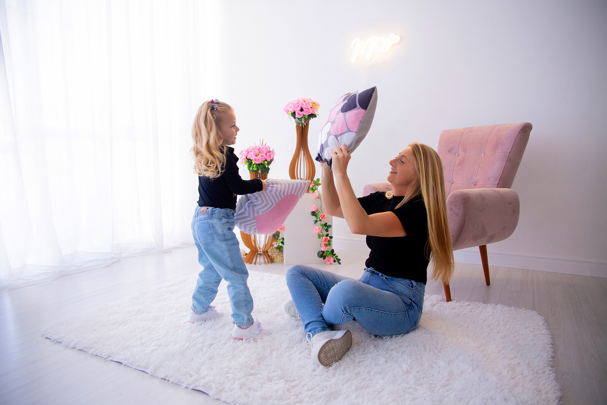 acompanhamento mensal de bebe caxias do sul figurino cenario tematico  personagem foto infantil serra gaucha fotografia familia mundo azul rosa ensaio fotografico crianca newborn baby menino menina smash the cake esmague o bolo banheira urso circoaco