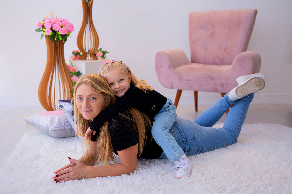 acompanhamento mensal de bebe caxias do sul figurino cenario tematico  personagem foto infantil serra gaucha fotografia familia mundo azul rosa ensaio fotografico crianca newborn baby menino menina smash the cake esmague o bolo banheira urso circoaco