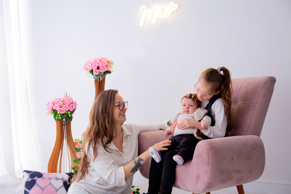 acompanhamento mensal de bebe caxias do sul figurino cenario tematico  personagem foto infantil serra gaucha fotografia familia mundo azul rosa ensaio fotografico crianca newborn baby menino menina smash the cake esmague o bolo banheira urso circoaco