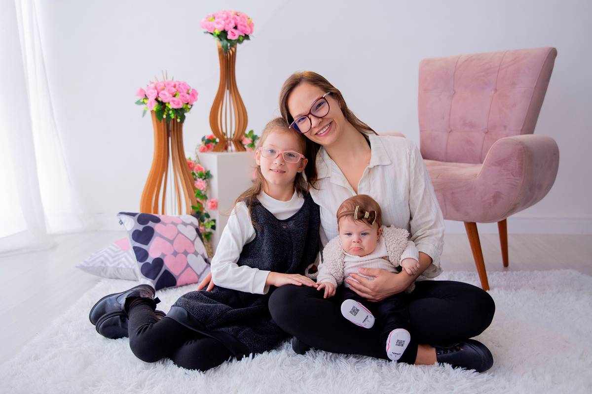 acompanhamento mensal de bebe caxias do sul figurino cenario tematico  personagem foto infantil serra gaucha fotografia familia mundo azul rosa ensaio fotografico crianca newborn baby menino menina smash the cake esmague o bolo banheira urso circoaco