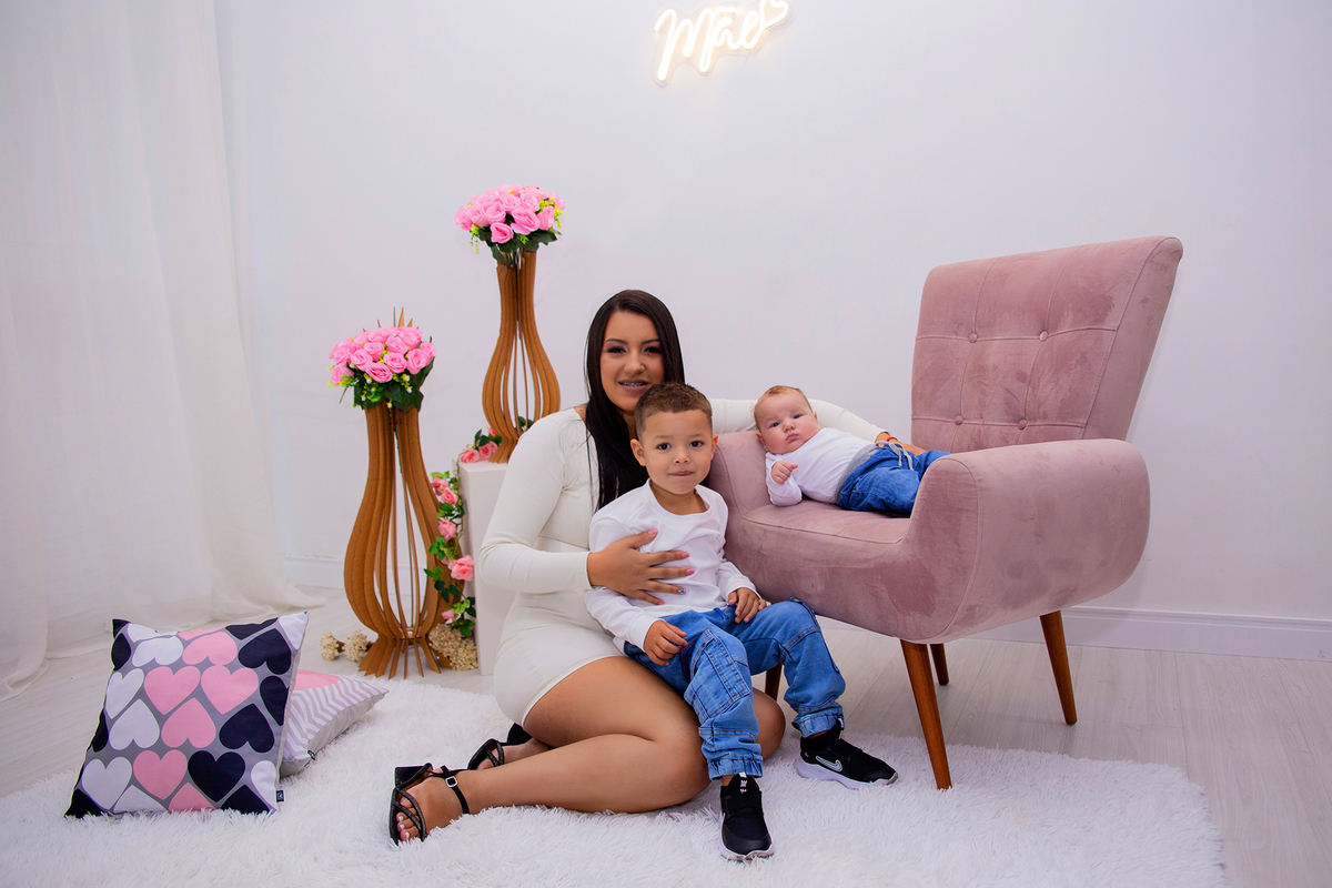 acompanhamento mensal de bebe caxias do sul figurino cenario tematico  personagem foto infantil serra gaucha fotografia familia mundo azul rosa ensaio fotografico crianca newborn baby menino menina smash the cake esmague o bolo banheira urso circoaco