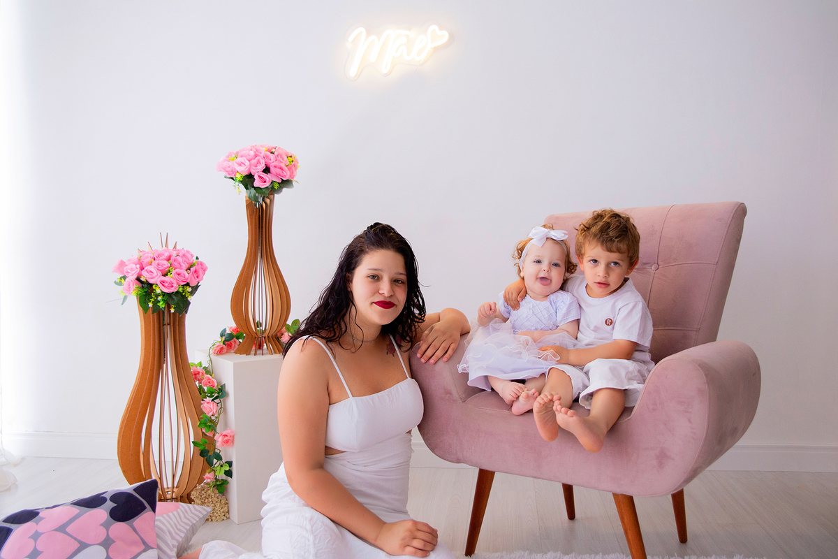 acompanhamento mensal de bebe caxias do sul figurino cenario tematico  personagem foto infantil serra gaucha fotografia familia mundo azul rosa ensaio fotografico crianca newborn baby menino menina smash the cake esmague o bolo banheira urso circoaco
