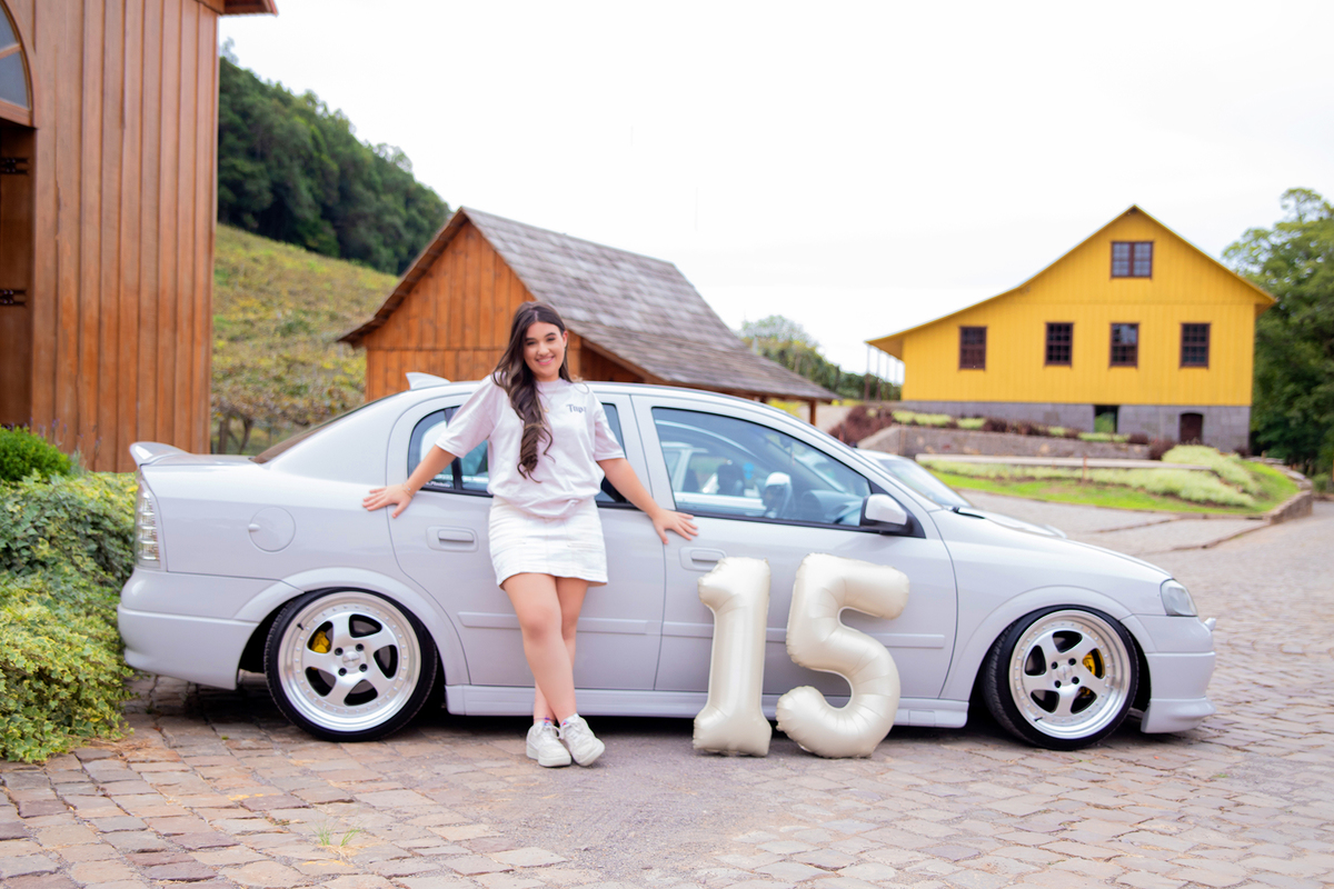 acompanhamento mensal de bebe caxias do sul figurino cenario tematico  personagem foto infantil serra gaucha fotografia familia mundo azul rosa ensaio fotografico crianca newborn baby menino menina smash the cake esmague o bolo banheira urso circoaco