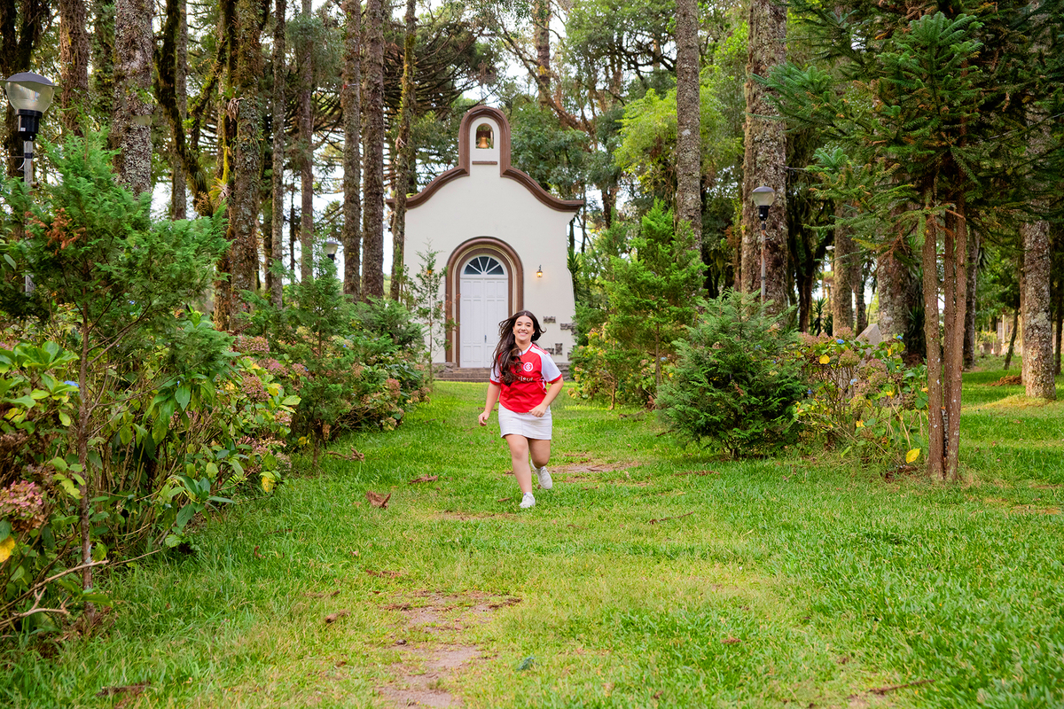 acompanhamento mensal de bebe caxias do sul figurino cenario tematico  personagem foto infantil serra gaucha fotografia familia mundo azul rosa ensaio fotografico crianca newborn baby menino menina smash the cake esmague o bolo banheira urso circoaco