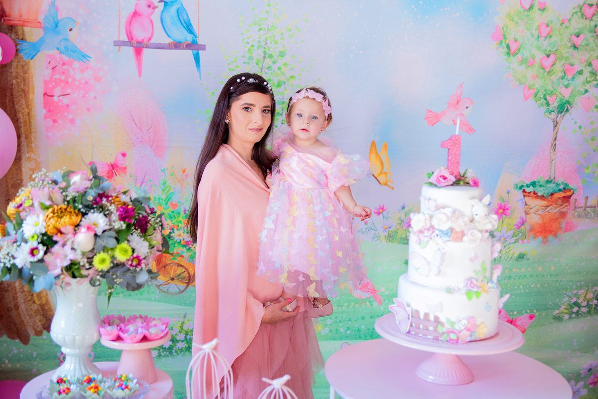 acompanhamento mensal de bebe caxias do sul figurino cenario tematico  personagem foto infantil serra gaucha fotografia familia mundo azul rosa ensaio fotografico crianca newborn baby menino menina smash the cake esmague o bolo banheira urso circoaco