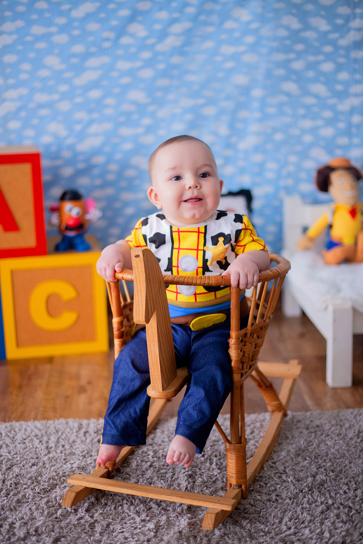 acompanhamento mensal de bebe caxias do sul figurino cenario tematico  personagem foto infantil serra gaucha fotografia familia mundo azul rosa ensaio fotografico crianca newborn baby menino menina smash the cake esmague o bolo banheira urso circoaco