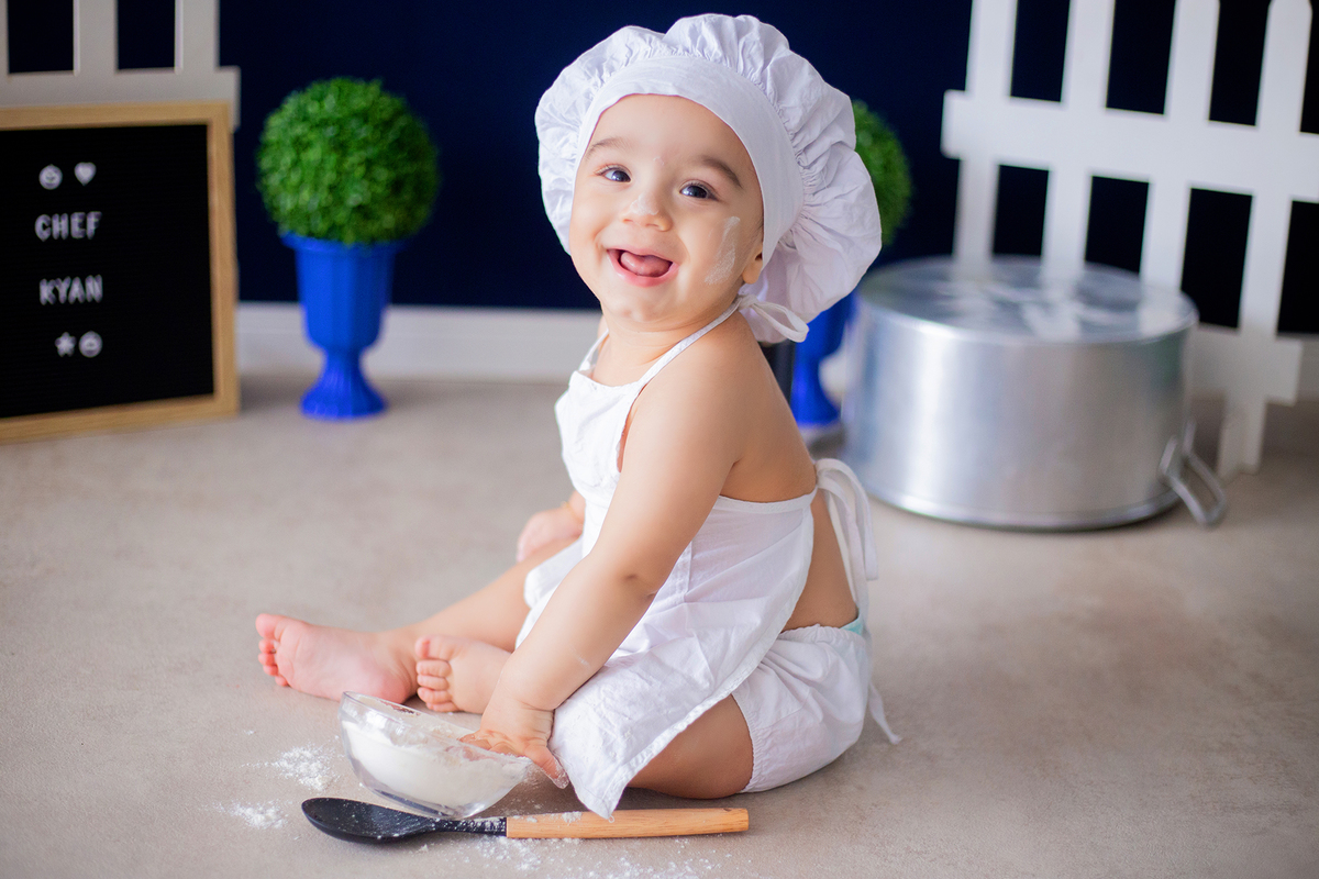 acompanhamento mensal de bebe caxias do sul figurino cenario tematico  personagem foto infantil serra gaucha fotografia familia mundo azul rosa ensaio fotografico crianca newborn baby menino menina smash the cake esmague o bolo banheira urso circoaco