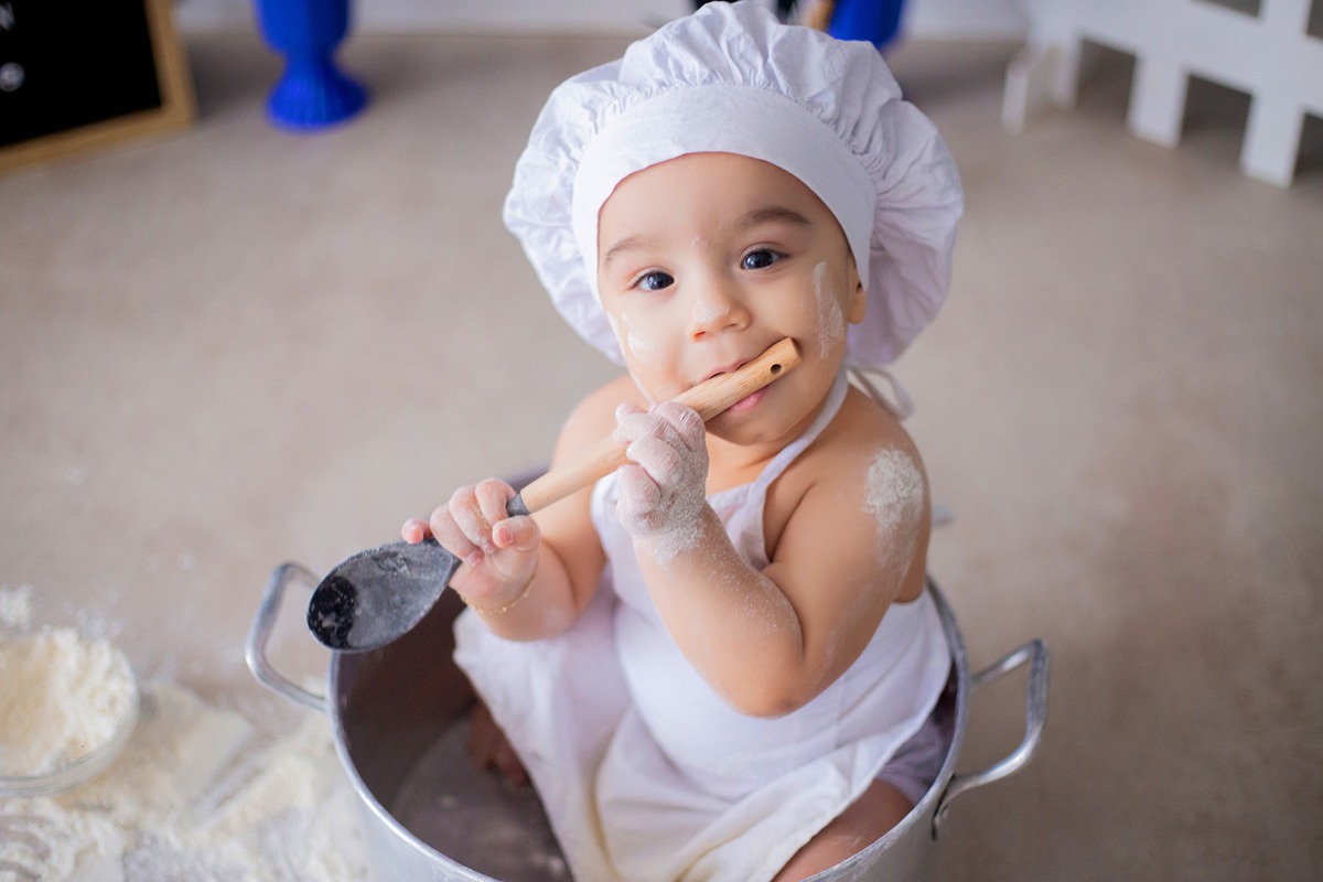 acompanhamento mensal de bebe caxias do sul figurino cenario tematico  personagem foto infantil serra gaucha fotografia familia mundo azul rosa ensaio fotografico crianca newborn baby menino menina smash the cake esmague o bolo banheira urso circoaco