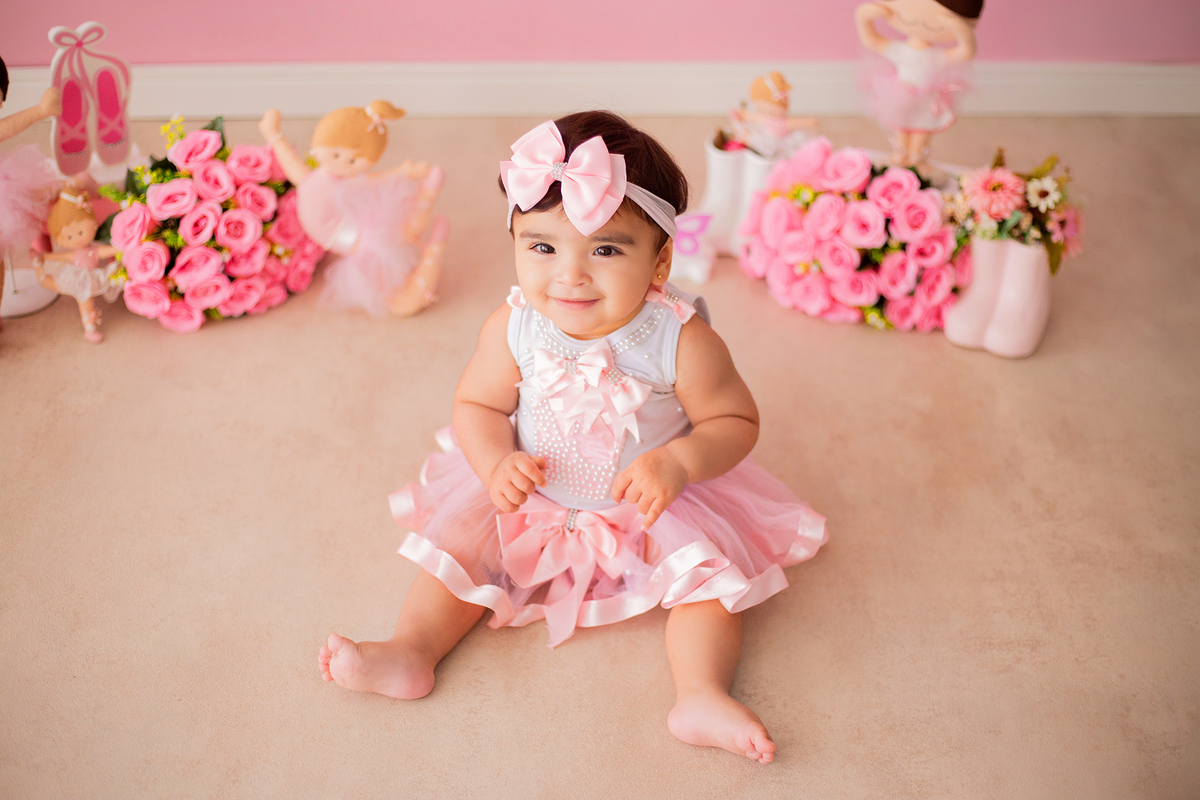 acompanhamento mensal de bebe caxias do sul figurino cenario tematico  personagem foto infantil serra gaucha fotografia familia mundo azul rosa ensaio fotografico crianca newborn baby menino menina smash the cake esmague o bolo banheira urso circoaco