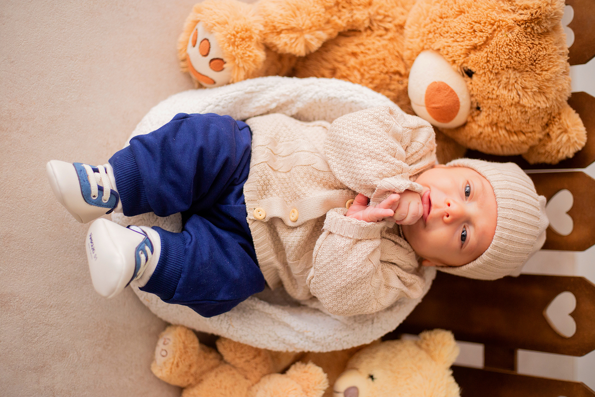 acompanhamento mensal de bebe caxias do sul figurino cenario tematico  personagem foto infantil serra gaucha fotografia familia mundo azul rosa ensaio fotografico crianca newborn baby menino menina smash the cake esmague o bolo banheira urso circoaco