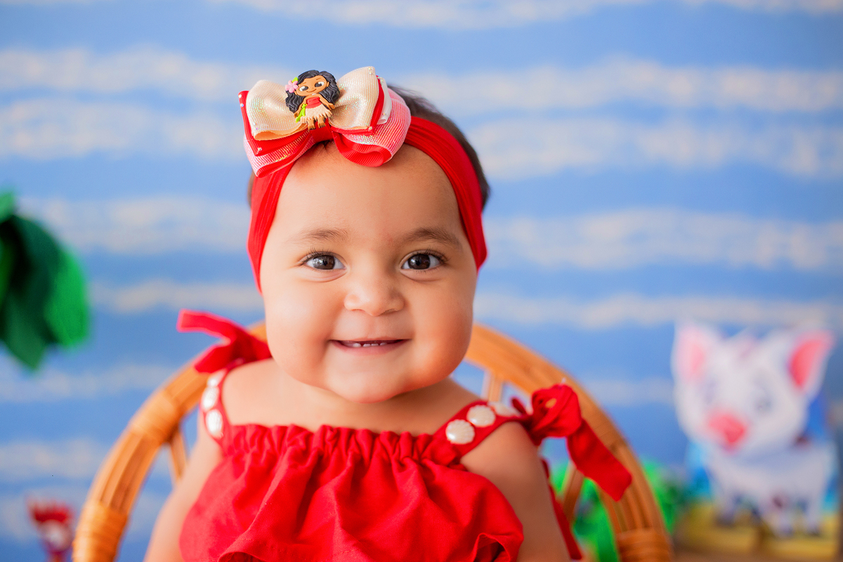 acompanhamento mensal de bebe caxias do sul figurino cenario tematico  personagem foto infantil serra gaucha fotografia familia mundo azul rosa ensaio fotografico crianca newborn baby menino menina smash the cake esmague o bolo banheira urso circoaco