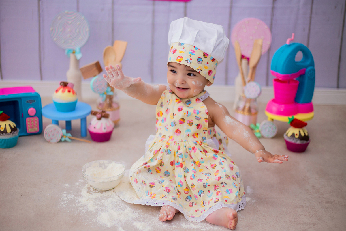 acompanhamento mensal de bebe caxias do sul figurino cenario tematico  personagem foto infantil serra gaucha fotografia familia mundo azul rosa ensaio fotografico crianca newborn baby menino menina smash the cake esmague o bolo banheira urso circoaco