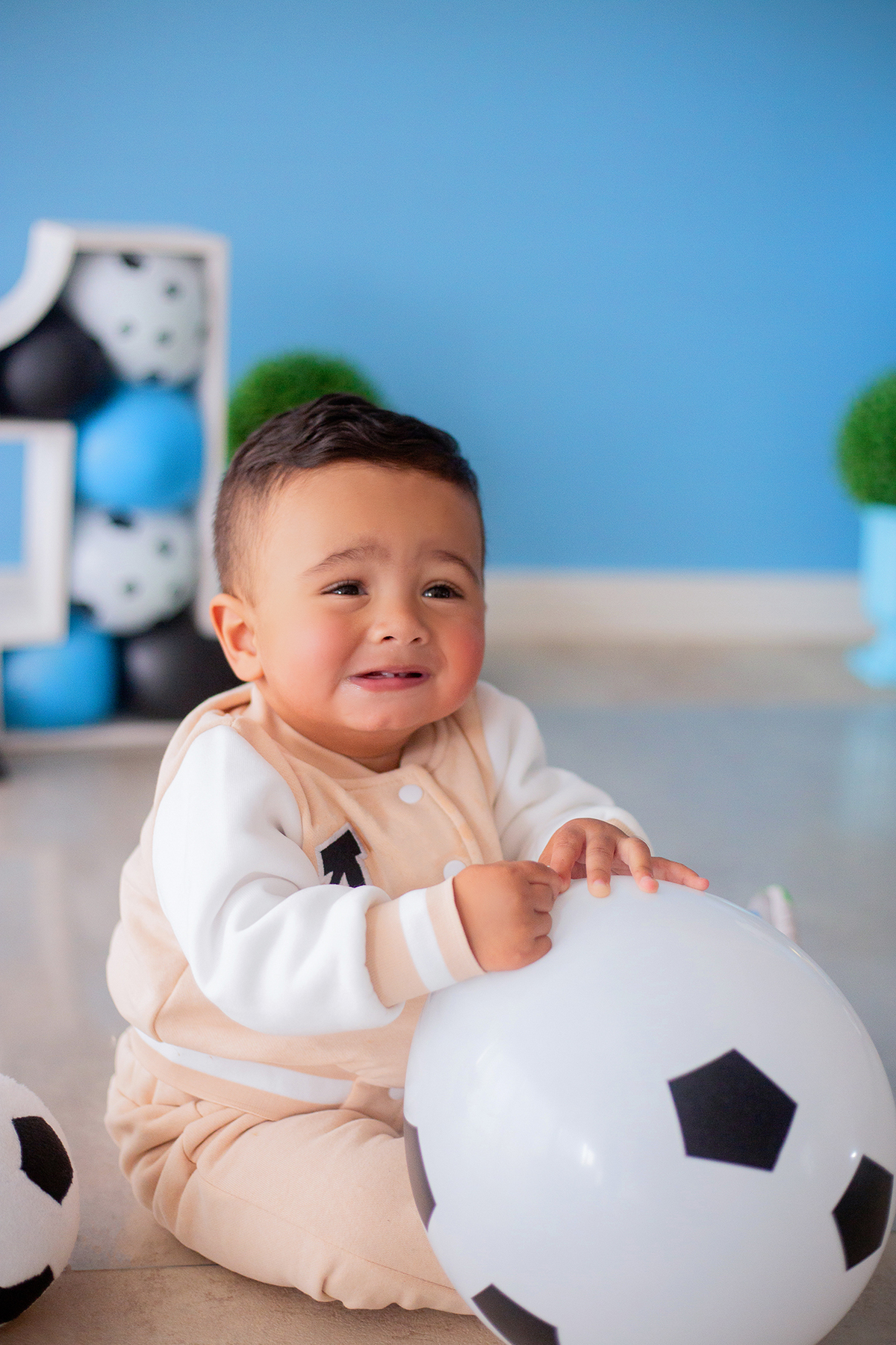 acompanhamento mensal de bebe caxias do sul figurino cenario tematico  personagem foto infantil serra gaucha fotografia familia mundo azul rosa ensaio fotografico crianca newborn baby menino menina smash the cake esmague o bolo banheira urso circoaco