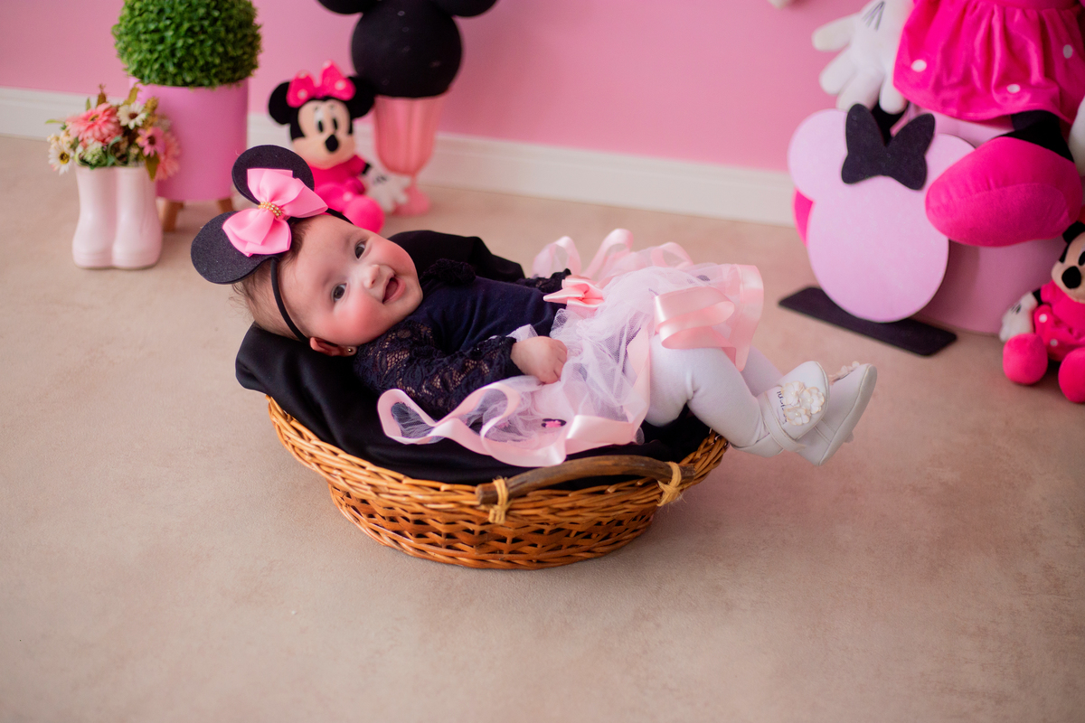 acompanhamento mensal de bebe caxias do sul figurino cenario tematico  personagem foto infantil serra gaucha fotografia familia mundo azul rosa ensaio fotografico crianca newborn baby menino menina smash the cake esmague o bolo banheira urso circoaco