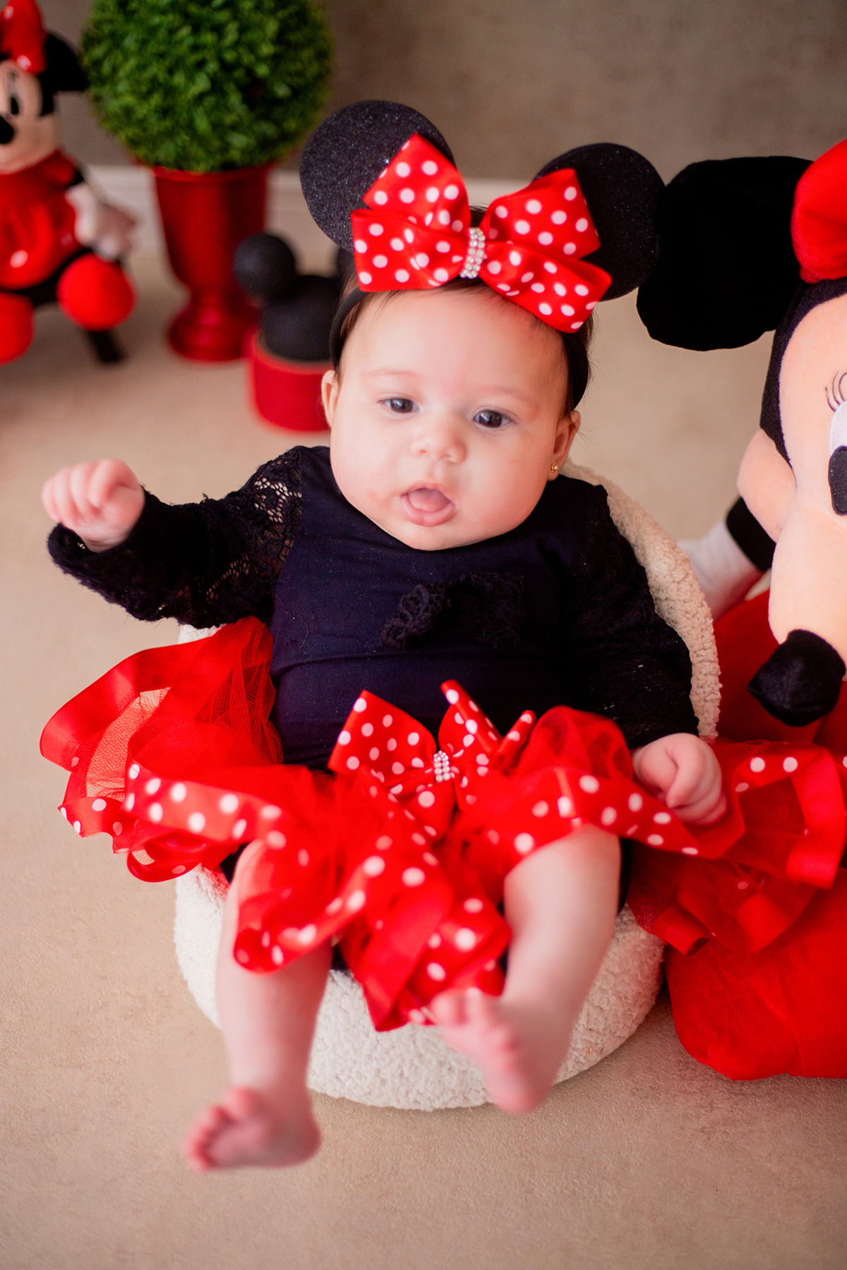 acompanhamento mensal de bebe caxias do sul figurino cenario tematico  personagem foto infantil serra gaucha fotografia familia mundo azul rosa ensaio fotografico crianca newborn baby menino menina smash the cake esmague o bolo banheira urso circoaco