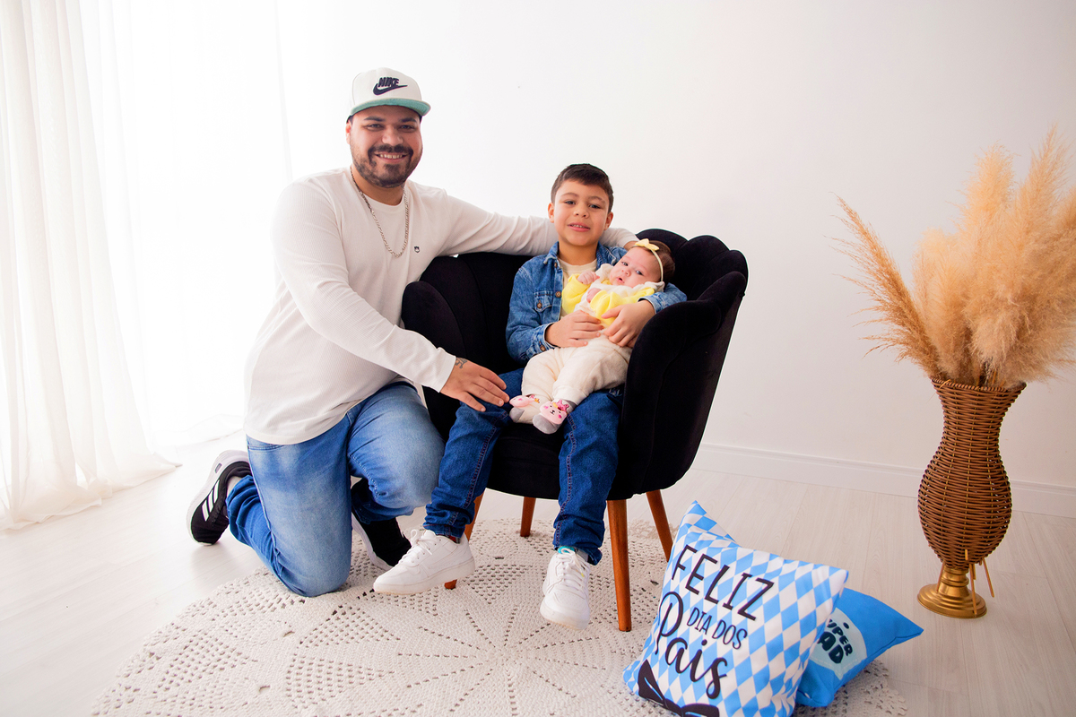 acompanhamento mensal de bebe caxias do sul figurino cenario tematico  personagem foto infantil serra gaucha fotografia familia mundo azul rosa ensaio fotografico crianca newborn baby menino menina smash the cake esmague o bolo banheira urso circoaco