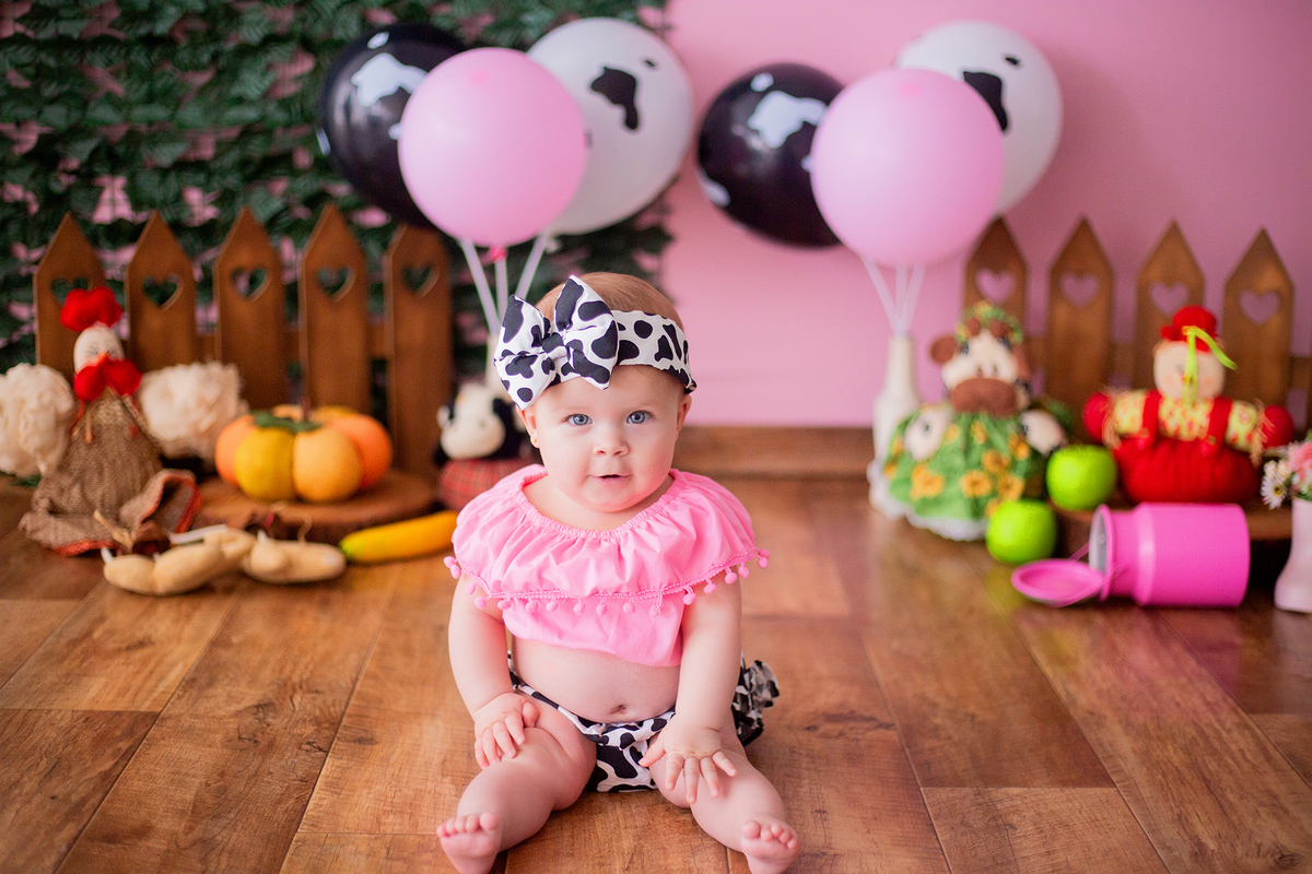 acompanhamento mensal de bebe caxias do sul figurino cenario tematico  personagem foto infantil serra gaucha fotografia familia mundo azul rosa ensaio fotografico crianca newborn baby menino menina smash the cake esmague o bolo banheira urso circoaco