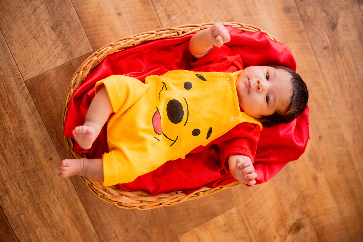 acompanhamento mensal de bebe caxias do sul figurino cenario tematico  personagem foto infantil serra gaucha fotografia familia mundo azul rosa ensaio fotografico crianca newborn baby menino menina smash the cake esmague o bolo banheira urso circoaco