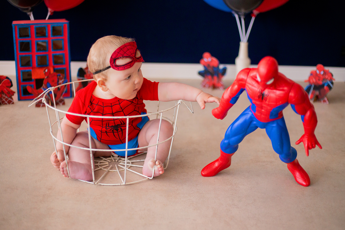 acompanhamento mensal de bebe caxias do sul figurino cenario tematico  personagem foto infantil serra gaucha fotografia familia mundo azul rosa ensaio fotografico crianca newborn baby menino menina smash the cake esmague o bolo banheira urso circoaco