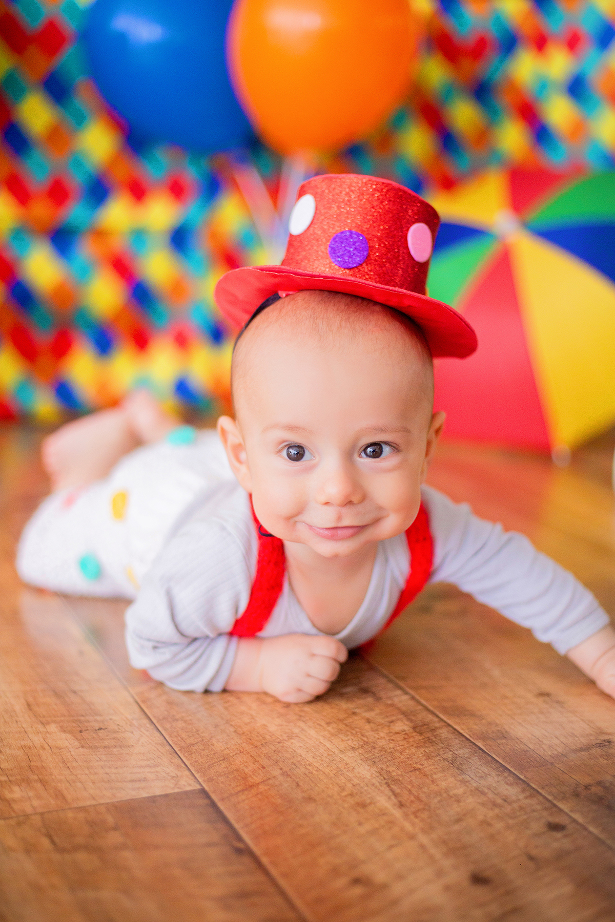 acompanhamento mensal de bebe caxias do sul figurino cenario tematico  personagem foto infantil serra gaucha fotografia familia mundo azul rosa ensaio fotografico crianca newborn baby menino menina smash the cake esmague o bolo banheira urso circoaco