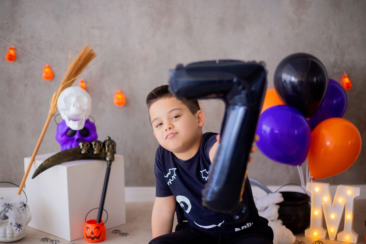 acompanhamento mensal de bebe caxias do sul figurino cenario tematico  personagem foto infantil serra gaucha fotografia familia mundo azul rosa ensaio fotografico crianca newborn baby menino menina smash the cake esmague o bolo banheira urso circoaco