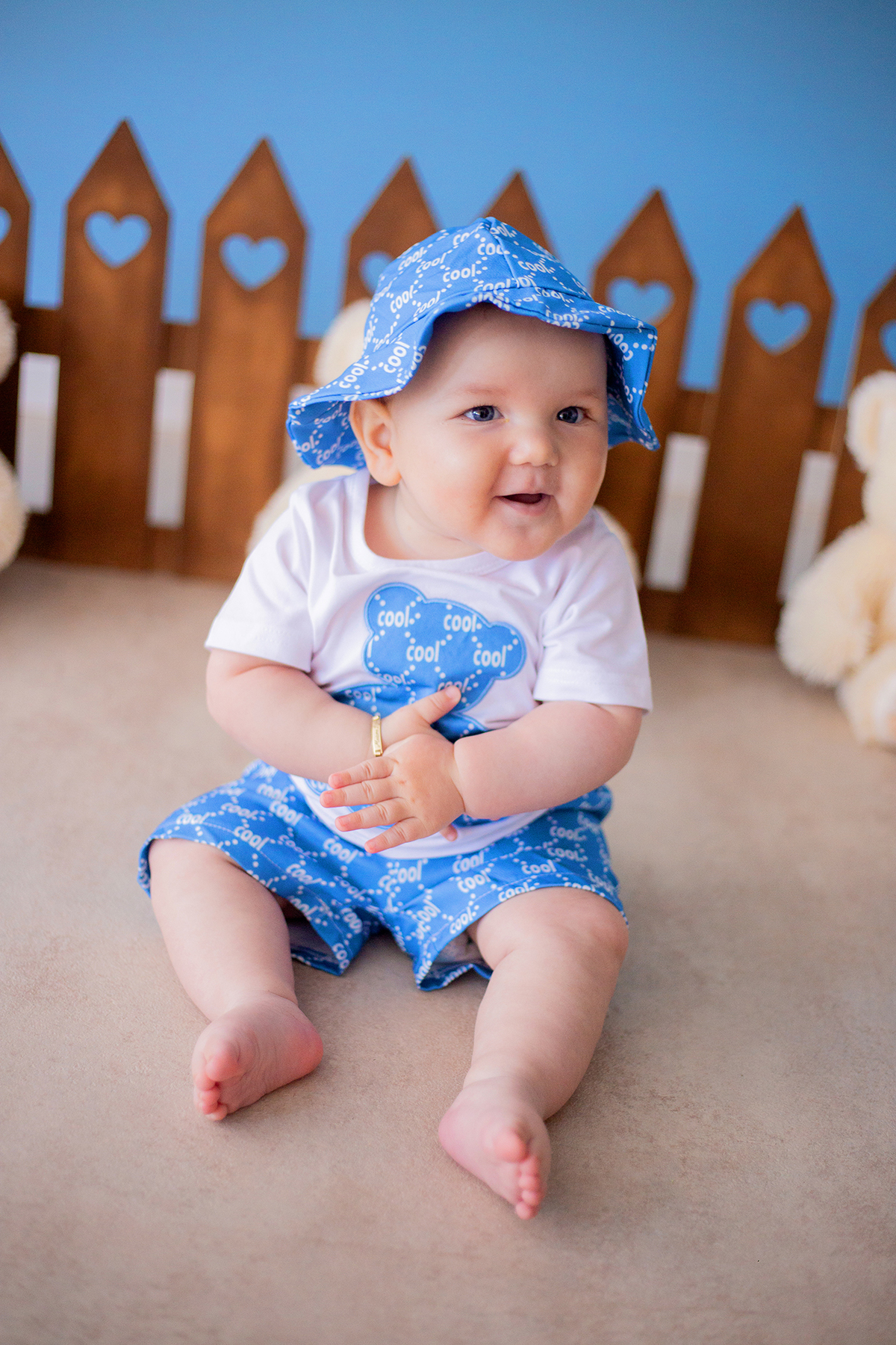 acompanhamento mensal de bebe caxias do sul figurino cenario tematico  personagem foto infantil serra gaucha fotografia familia mundo azul rosa ensaio fotografico crianca newborn baby menino menina smash the cake esmague o bolo banheira urso circoaco